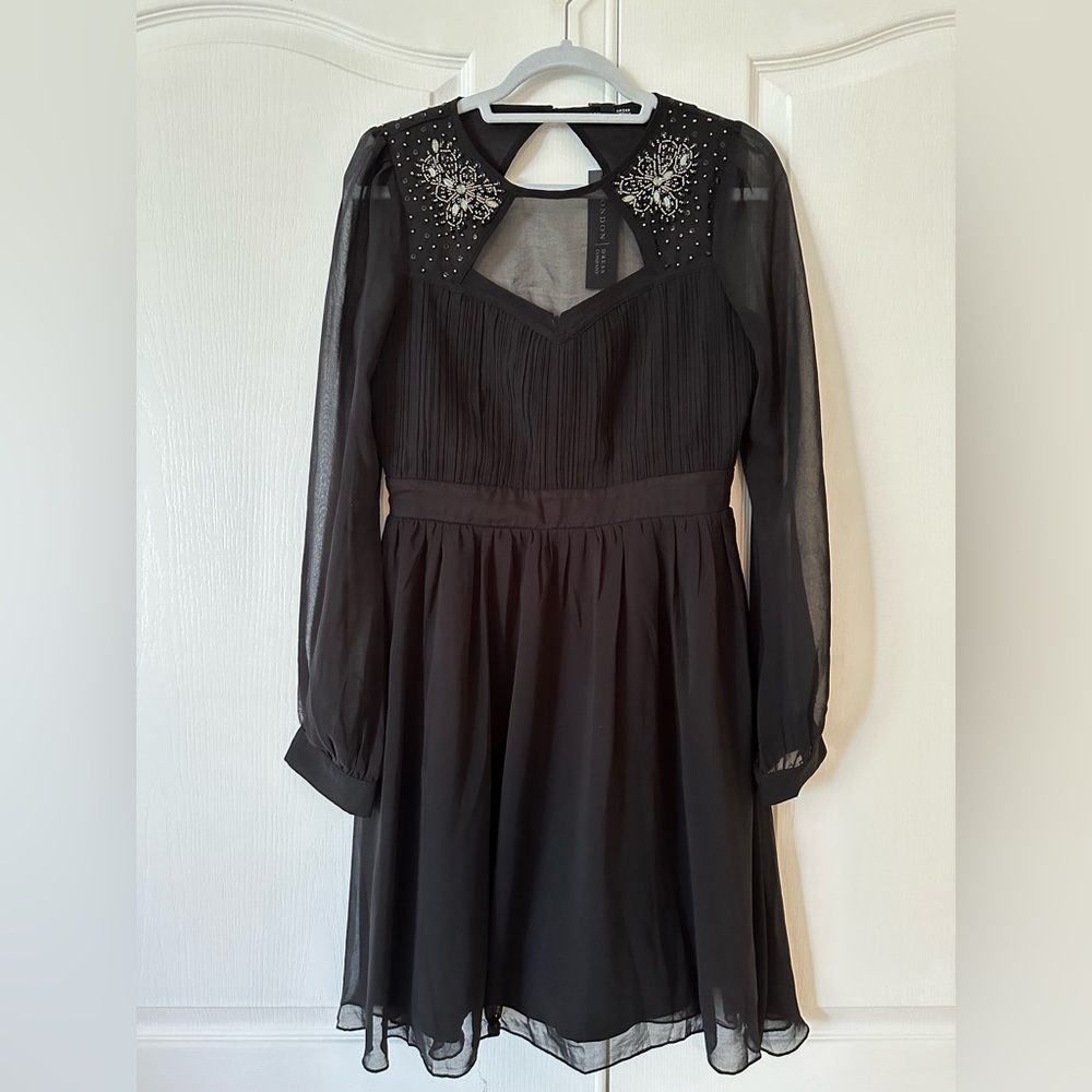 London Dress black size 8 dress, A line with embroidered.